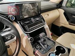 تۆیۆتا لاند کروزەر